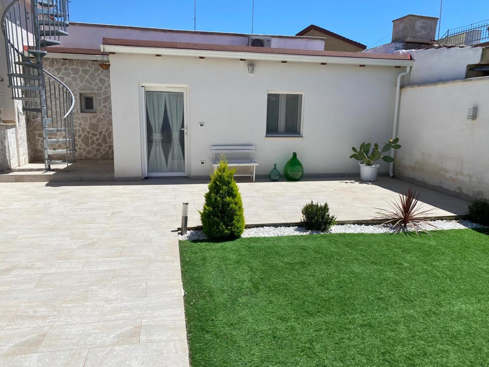 Appartamento Brezza Marina Taranto Esterno foto